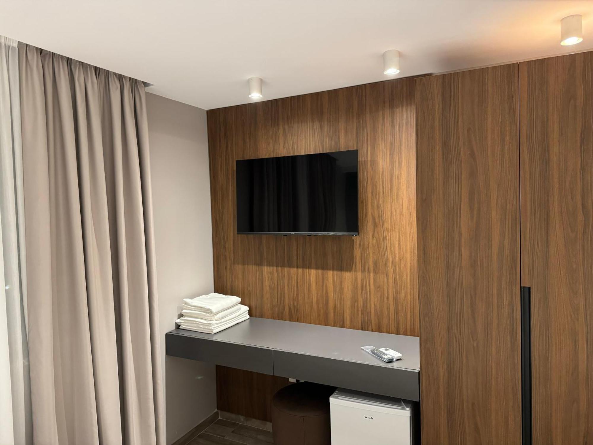 Side Airport Hotel Krujë المظهر الخارجي الصورة