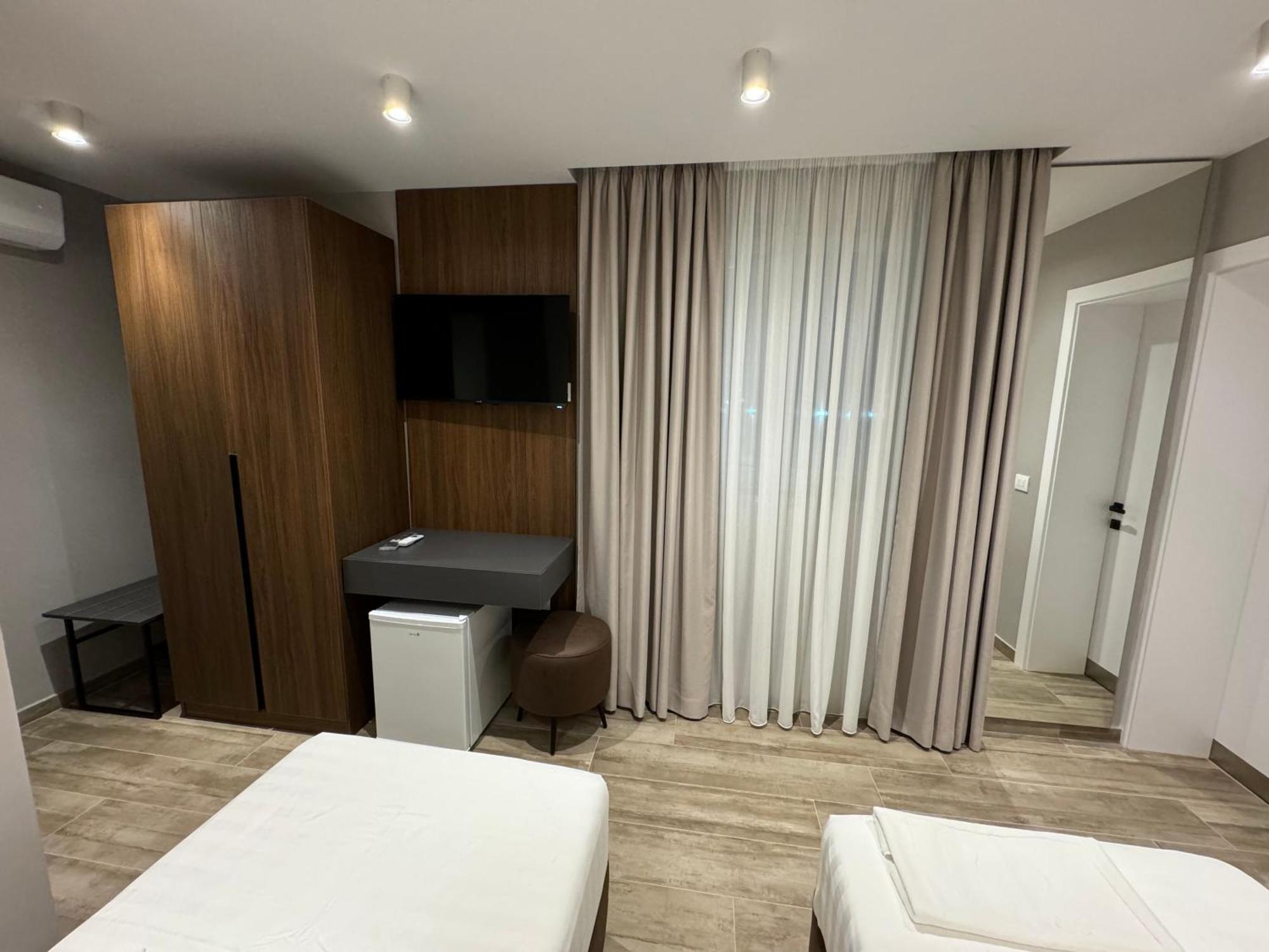 Side Airport Hotel Krujë المظهر الخارجي الصورة